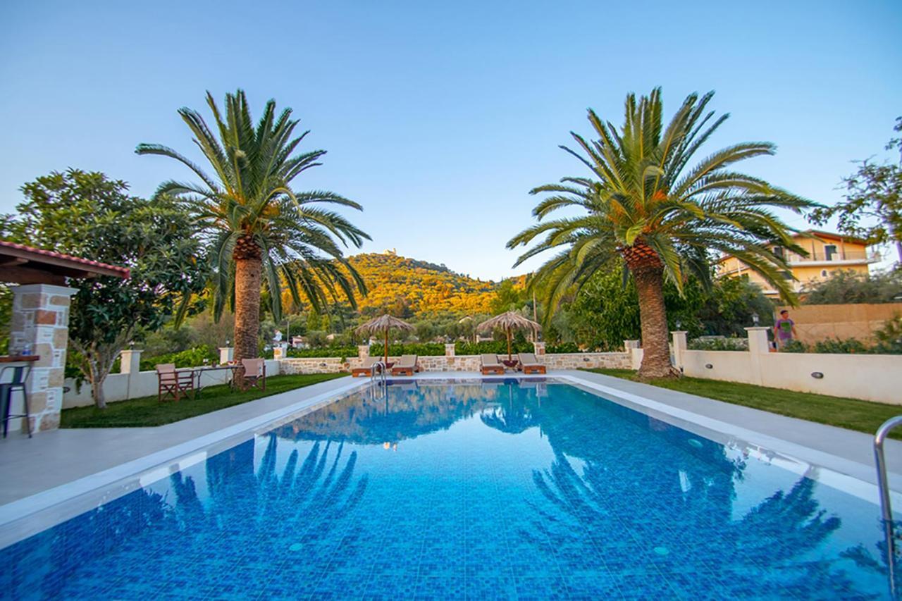 Zissis Villa & Pool 5Min Drive To Beach Kato Yerakarion エクステリア 写真