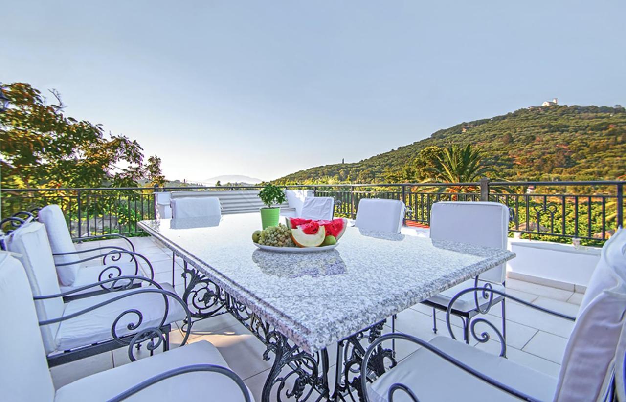 Zissis Villa & Pool 5Min Drive To Beach Kato Yerakarion エクステリア 写真
